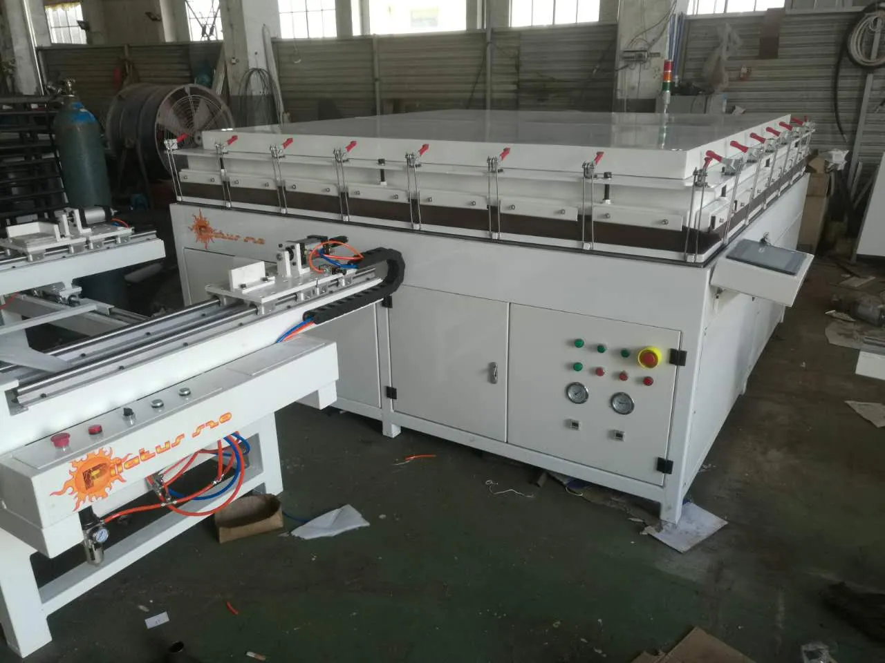 /static/upload/image/20260416/2026041619257224.webp laminator framing machine 2__20170828121457.jpg